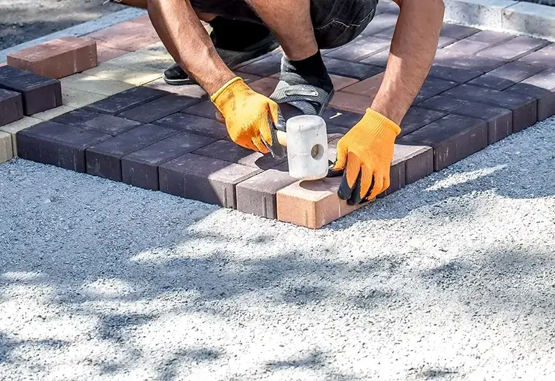 Paving work contractor 